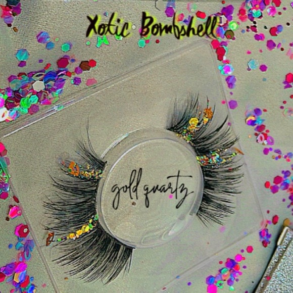 🦋“𝔹𝕆𝕄𝔹𝕊ℍ𝔼𝕃𝕃 𝕃𝔸𝕊ℍ𝔼𝕊”🦋 - Picture 1 of 2